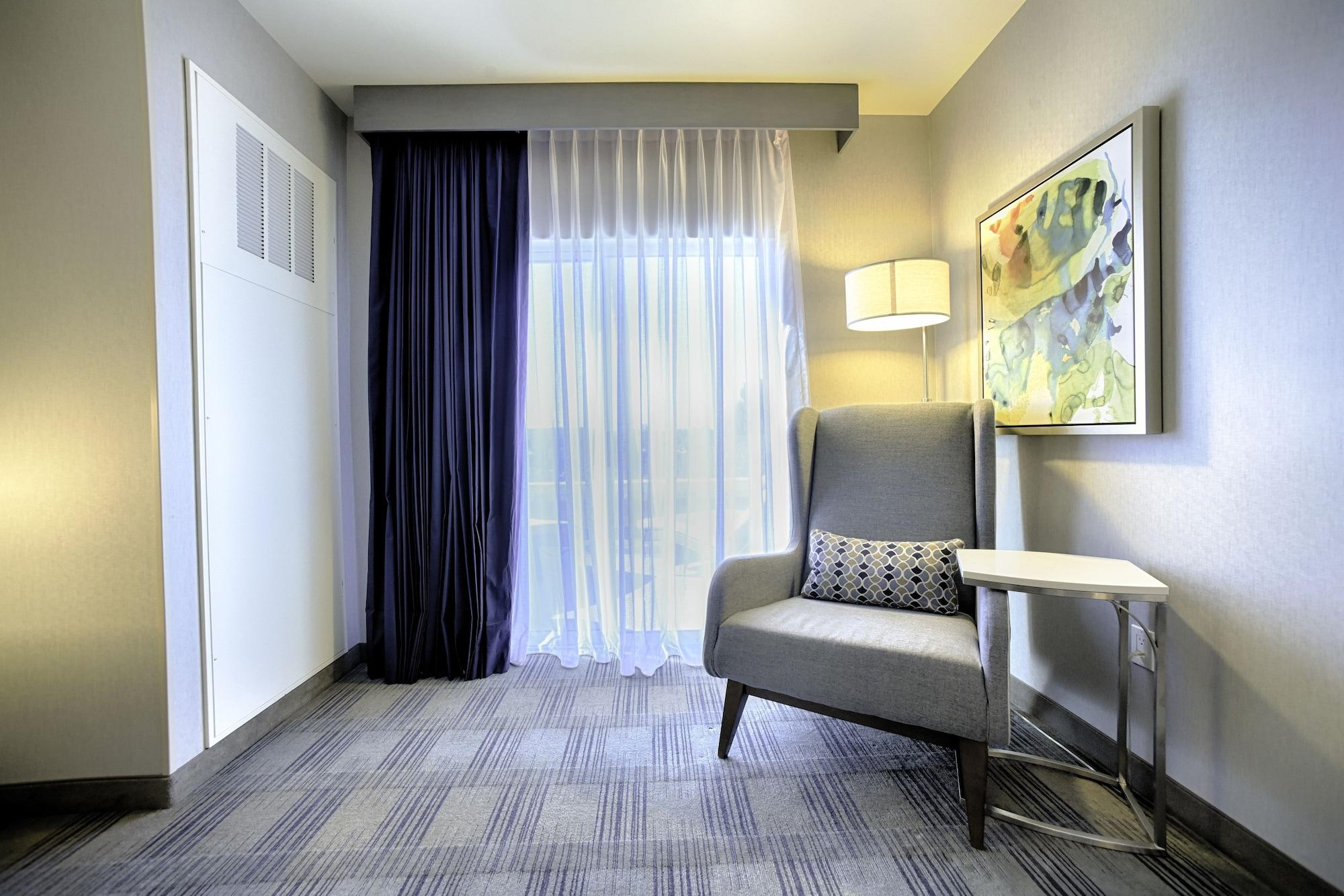 Hilton Garden Inn Santa Barbara/Голета Экстерьер фото