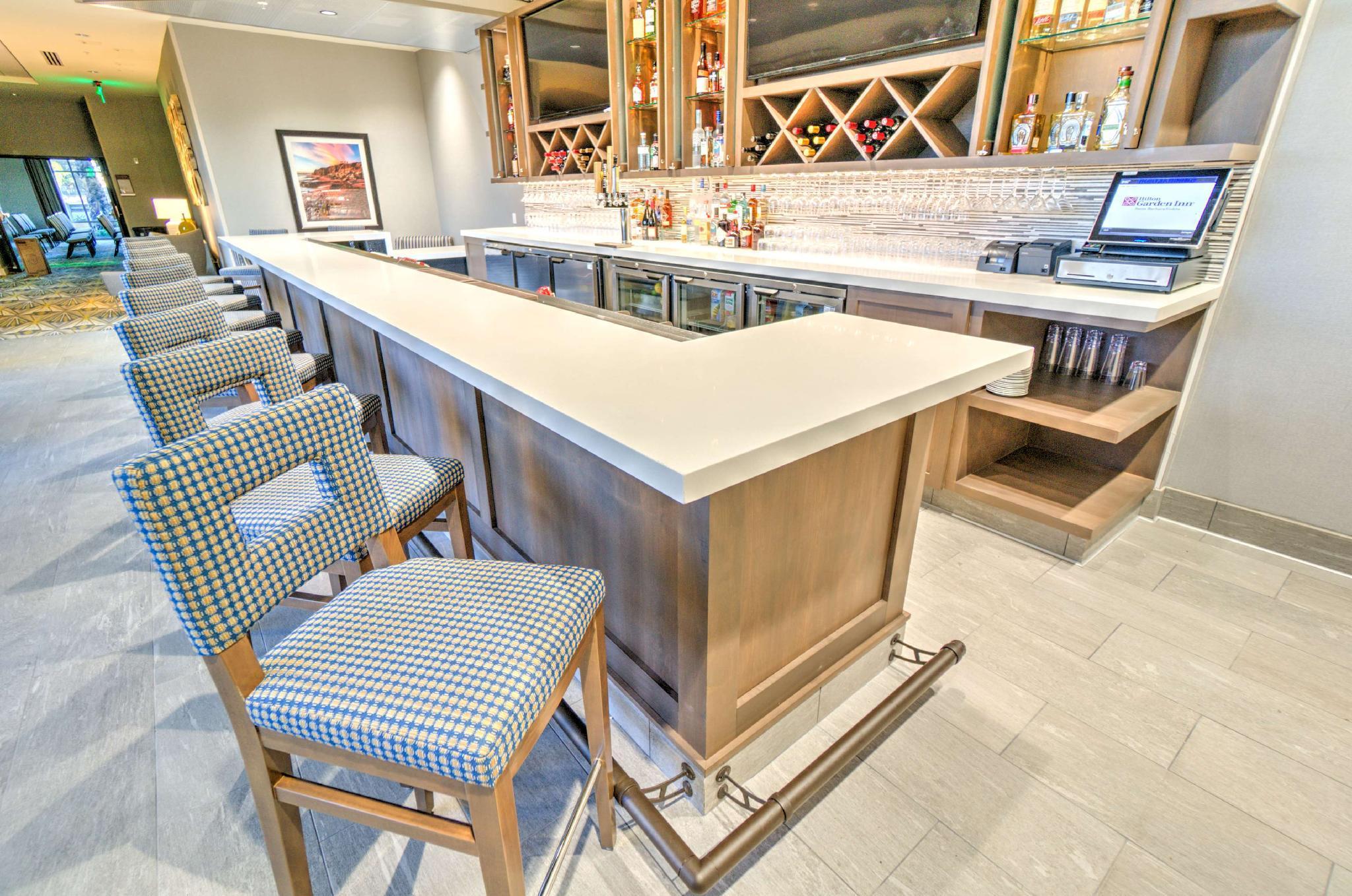 Hilton Garden Inn Santa Barbara/Голета Экстерьер фото