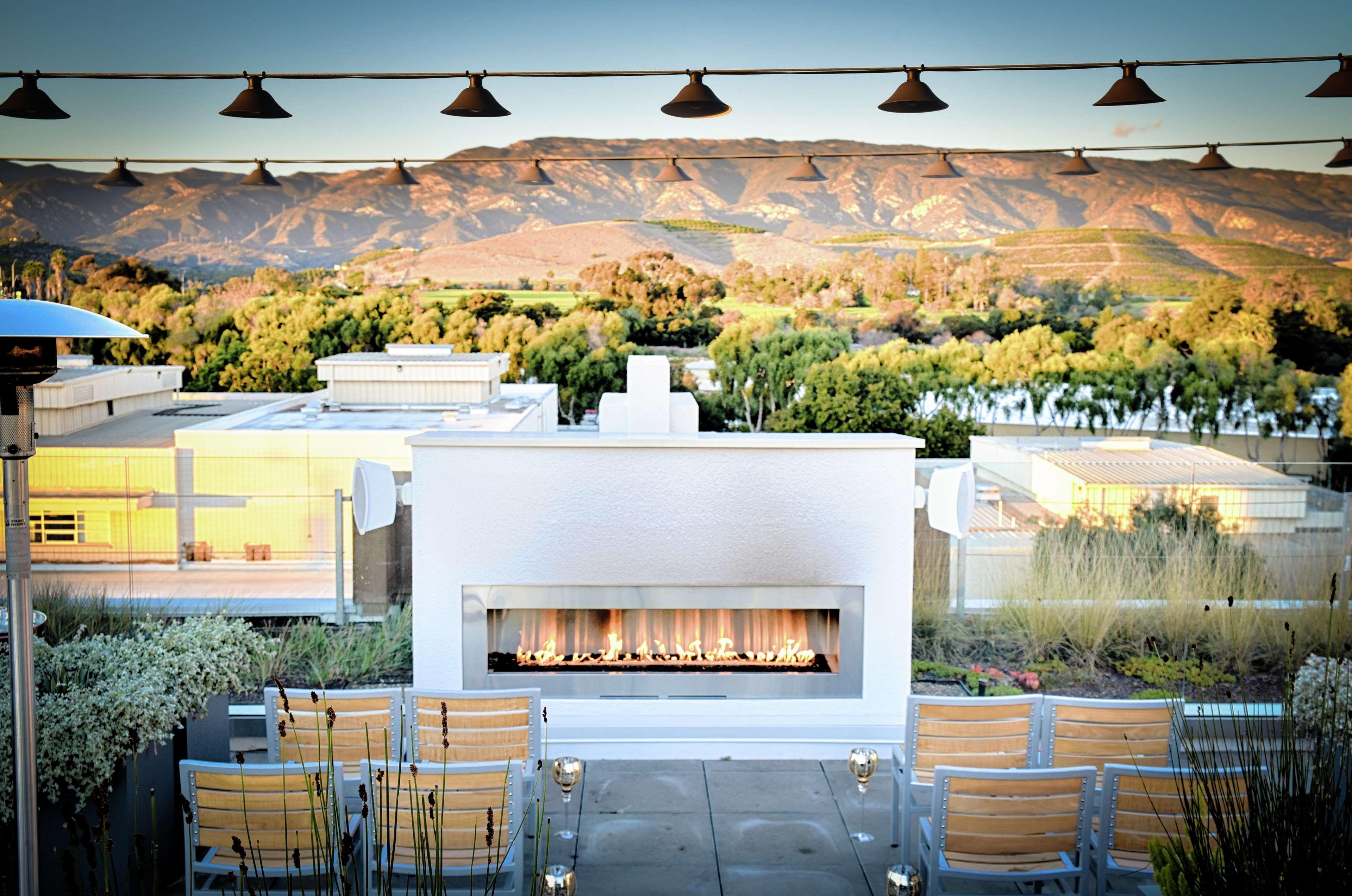 Hilton Garden Inn Santa Barbara/Голета Экстерьер фото