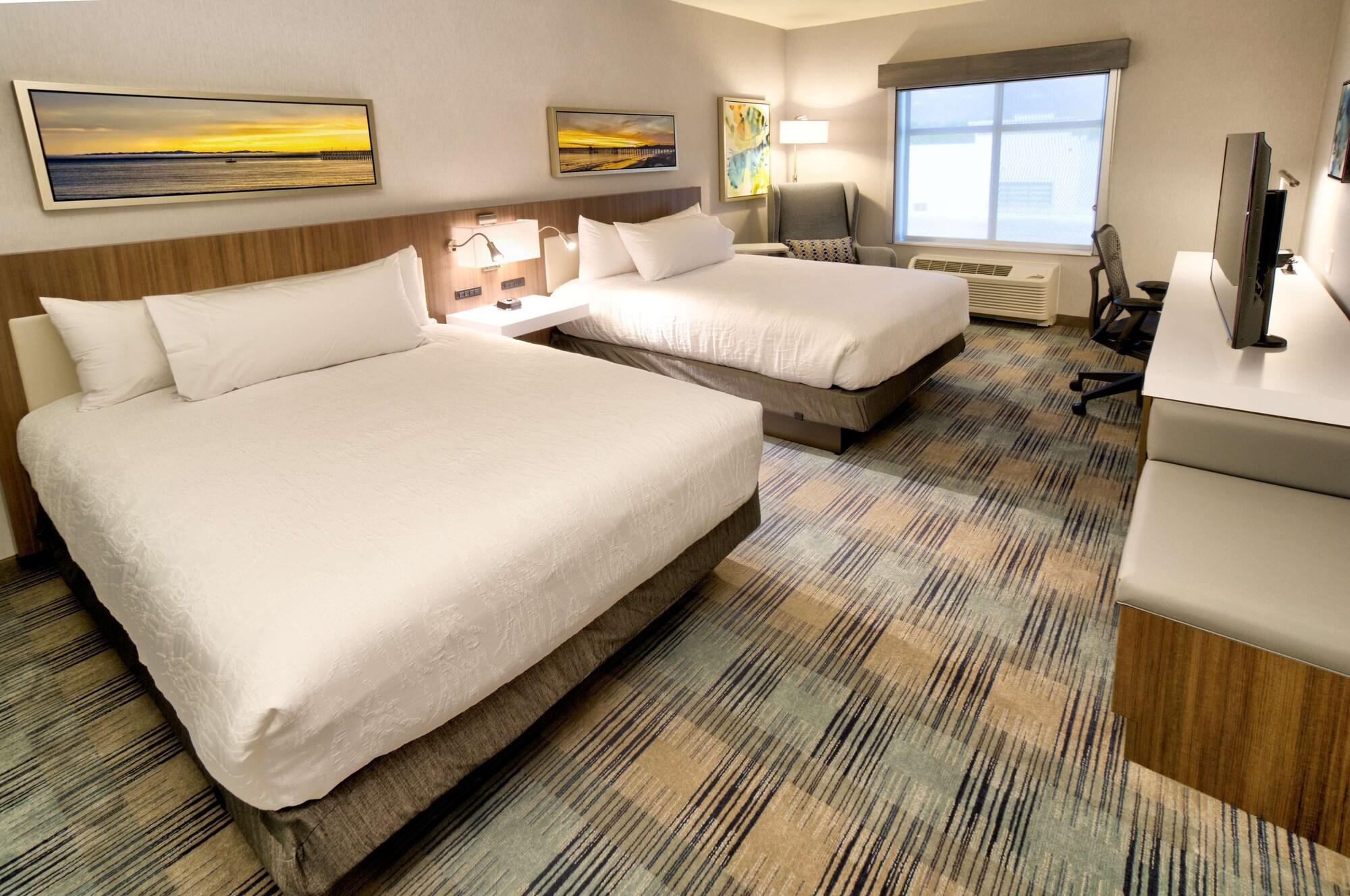 Hilton Garden Inn Santa Barbara/Голета Экстерьер фото