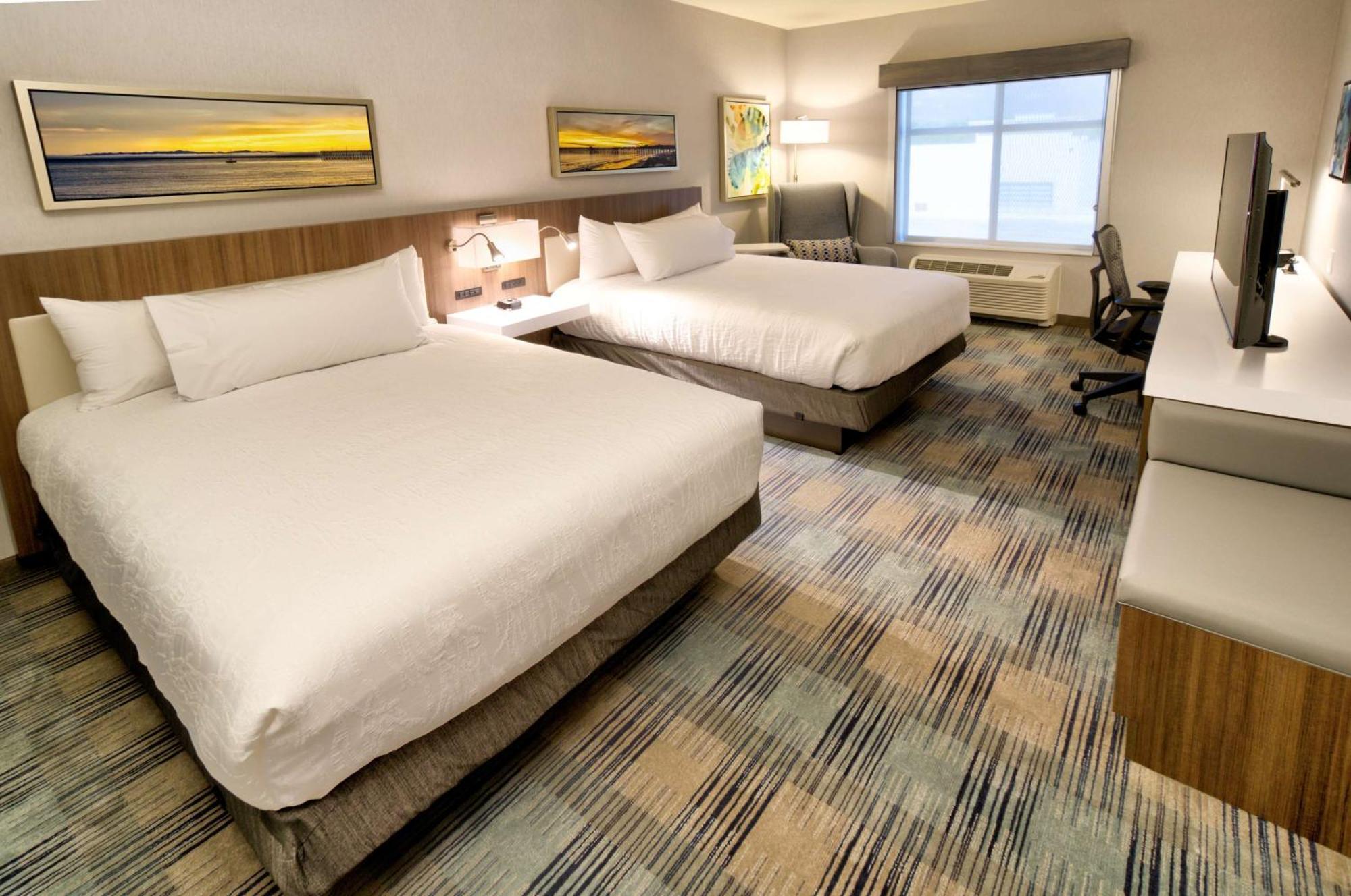 Hilton Garden Inn Santa Barbara/Голета Экстерьер фото